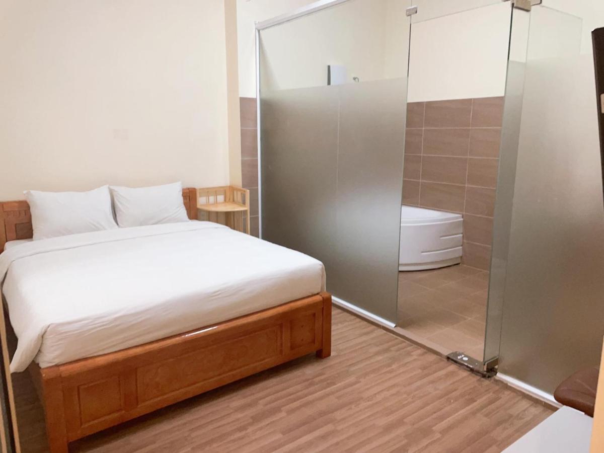Hung Vuong Hotel Pleiku Dış mekan fotoğraf
